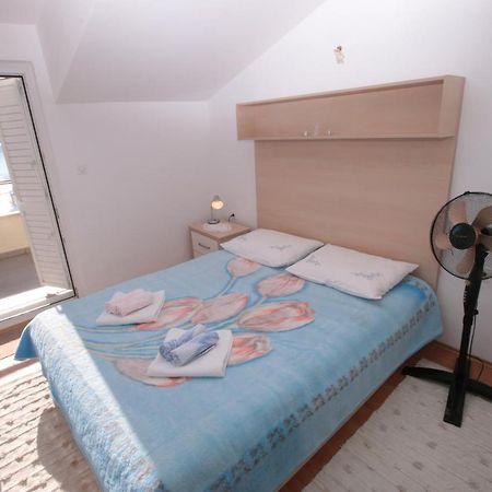 Apartmani Damir Livajic Omiš Exterior foto