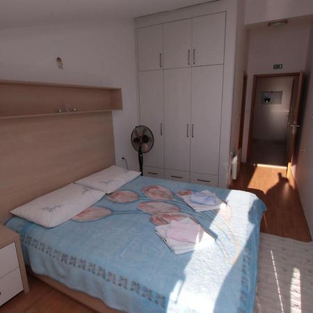 Apartmani Damir Livajic Omiš Exterior foto