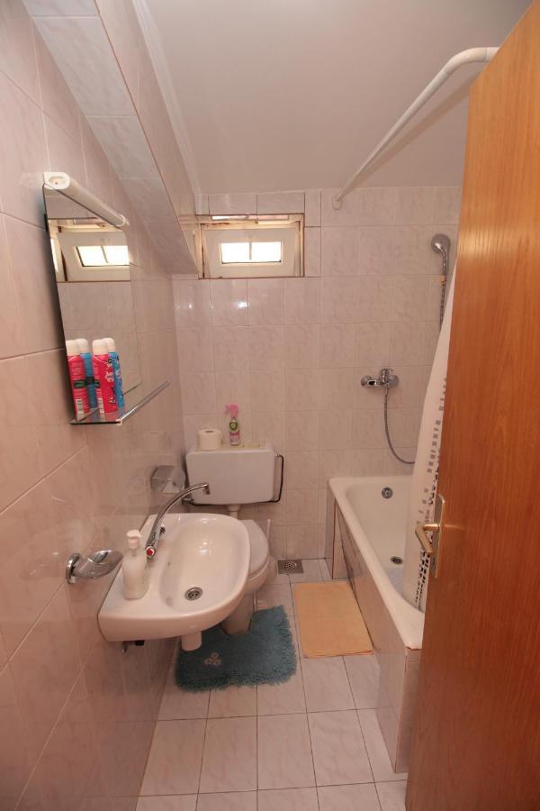 Apartmani Damir Livajic Omiš Exterior foto